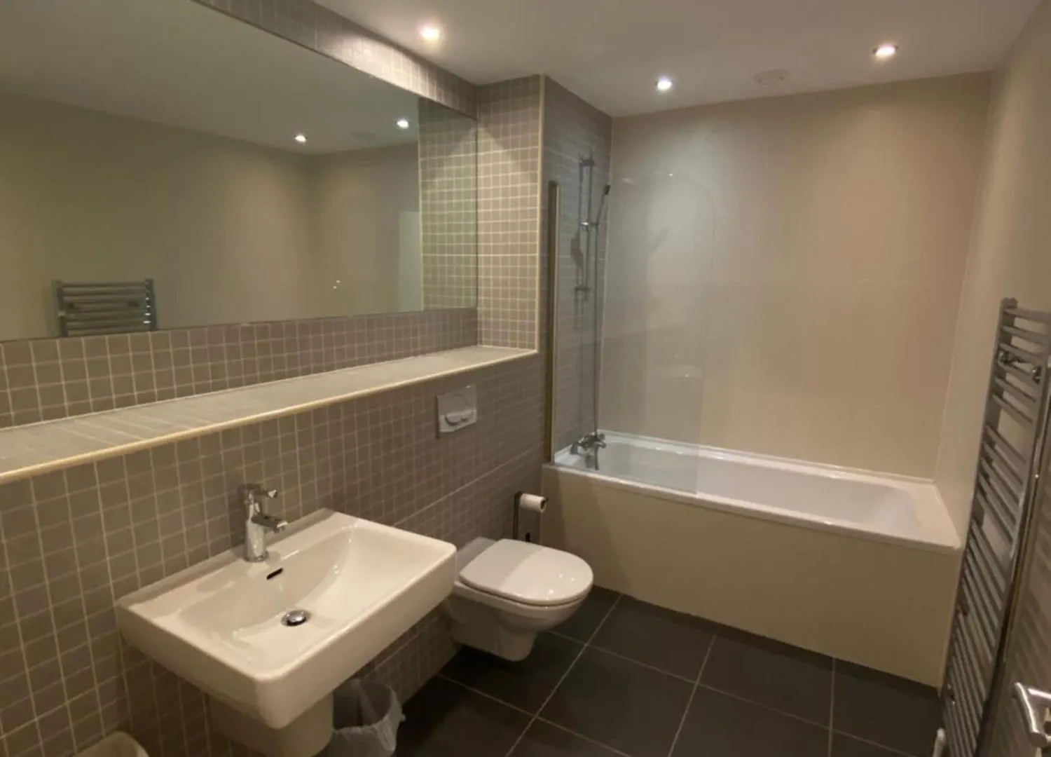Contemporary 1-Bed Apartment In The Bakery, Ormeau Road Belfast 0*,  United Kingdom