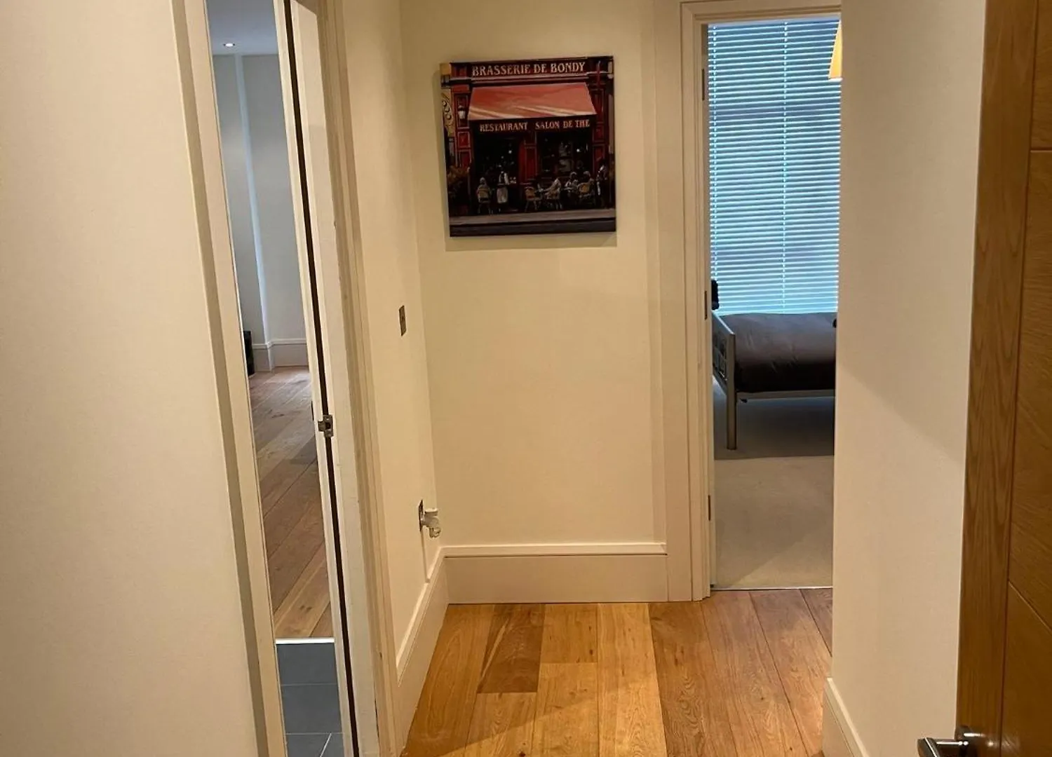 Contemporary 1-Bed Apartment In The Bakery, Ormeau Road Belfast 0*,  United Kingdom