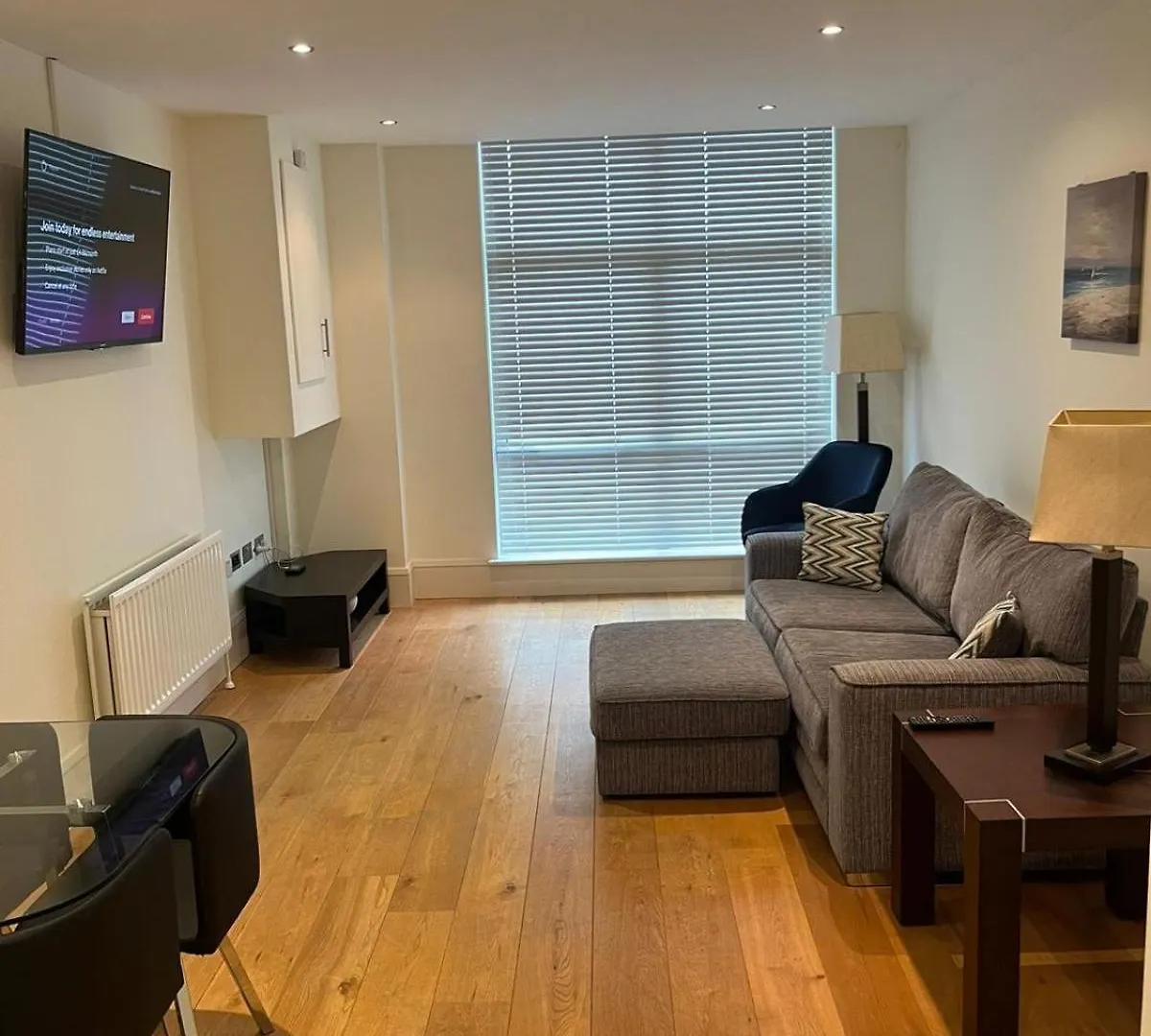 Contemporary 1-Bed Apartment In The Bakery, Ormeau Road Belfast